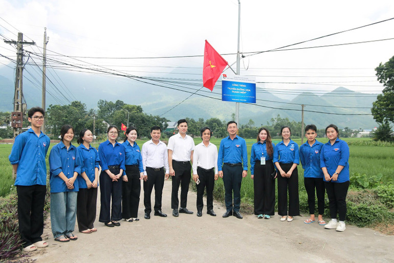 tổng thư ký